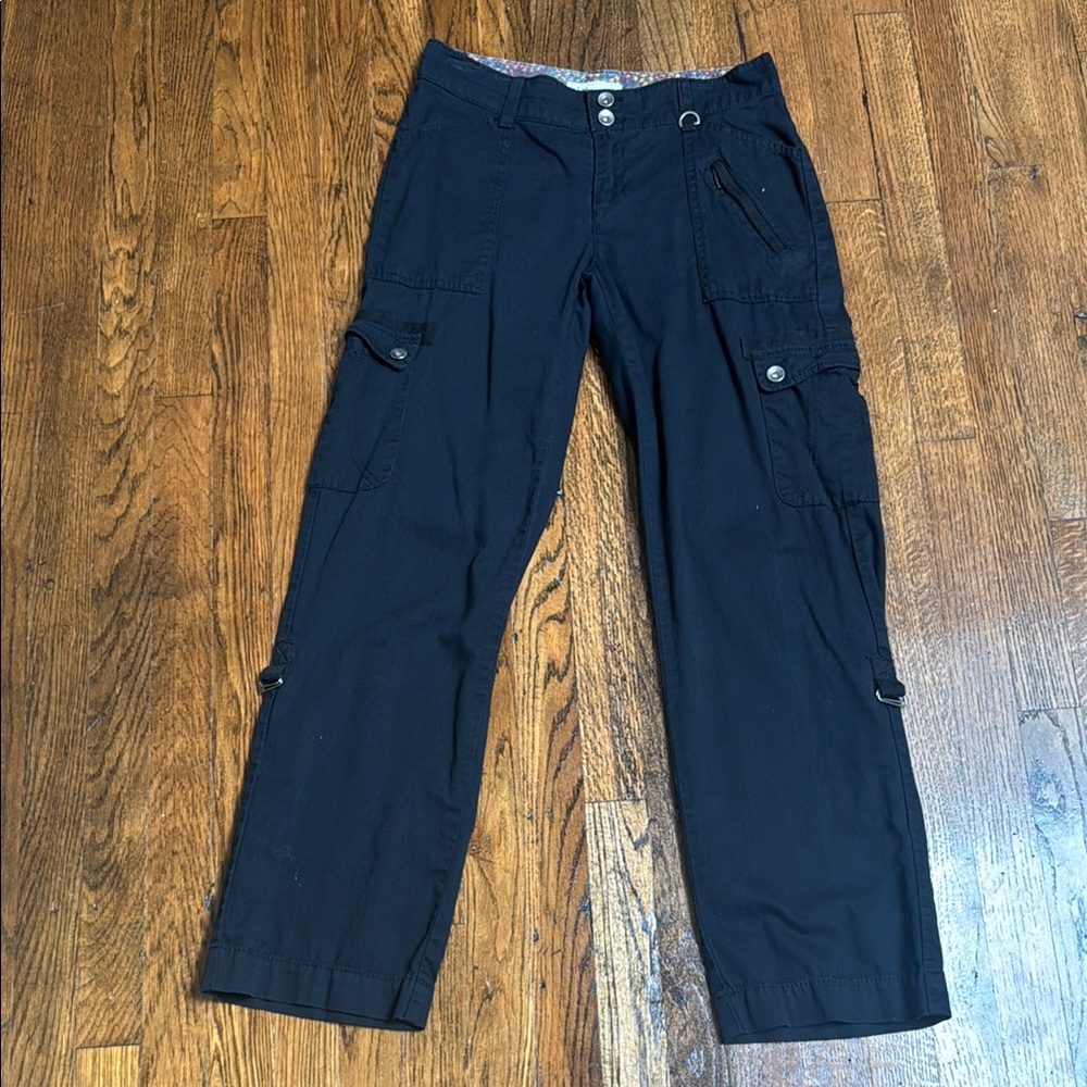 Lee Black Cargo Pants with Relaxed Fit and Belt Loops